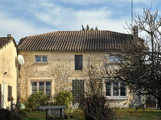 Casa di lusso a Targon, Gironda