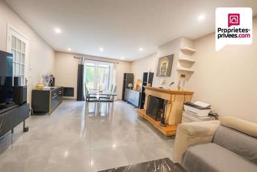 Lüks ev Ézanville, Val d'Oise