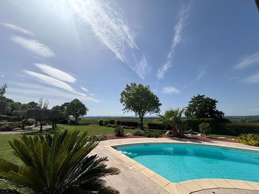 Villa in Uzès, Gard