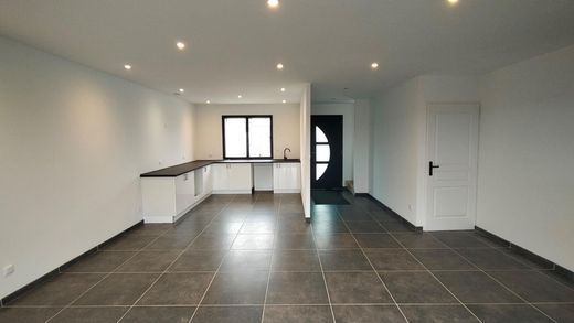 Luxury home in Rivery, Somme