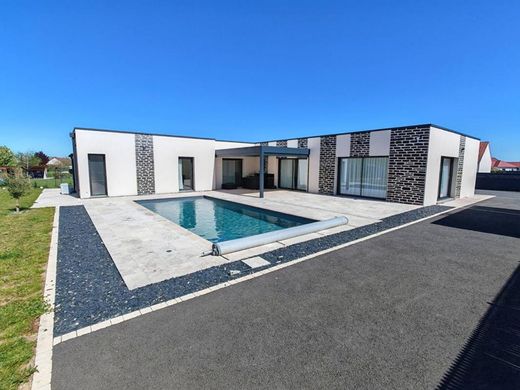 Luxury home in Châteauroux, Indre