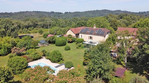 Landhaus / Bauernhof in La Chapelle-Aubareil, Dordogne