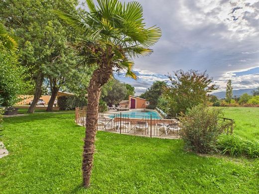 豪宅  Alba-la-Romaine, Ardèche