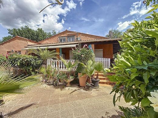 Luxury home in Cuers, Var