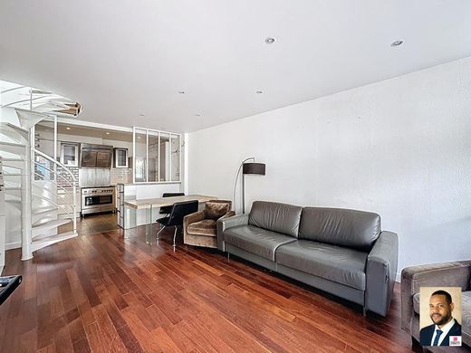 منزل ﻓﻲ Les Lilas, Seine-Saint-Denis