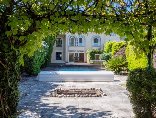 Luxury home in Bordeaux, Gironde