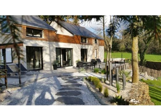 Luxury home in Erquy, Côtes-d'Armor