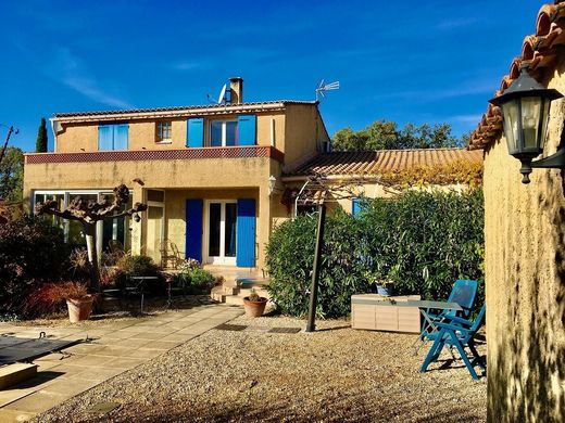 Villa in Saint-Didier, Vaucluse