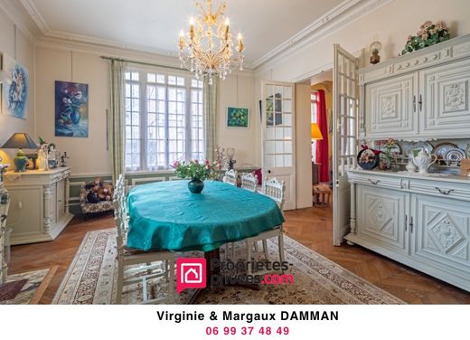 Casa di lusso a Caudebec-lès-Elbeuf, Senna marittima