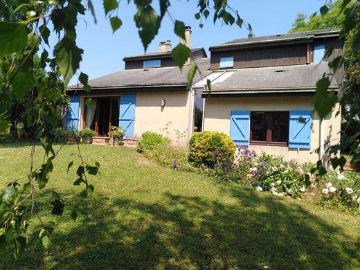 Luxury home in Évreux, Eure