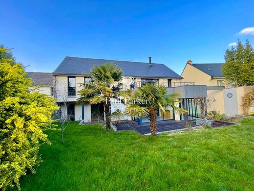 Willa w Pacé, Ille-et-Vilaine