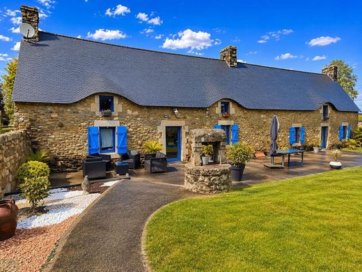 Casa di lusso a Caudan, Morbihan
