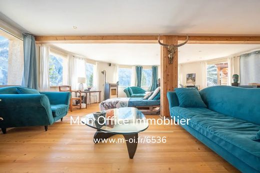 Apartment in Saint-Véran, Hautes-Alpes