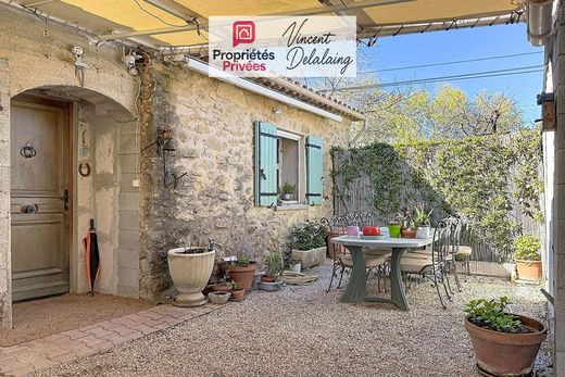 Luxury home in Lauris, Vaucluse