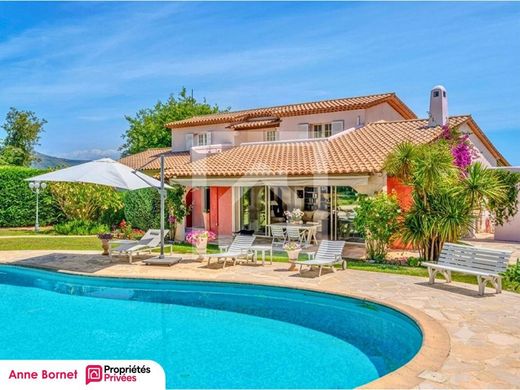 Villa in Le Rouret, Alpes-Maritimes