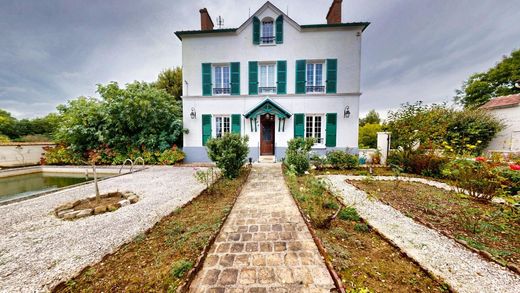 Luxury home in Coulommiers, Seine-et-Marne