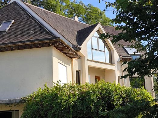 Villa à Angicourt, Oise