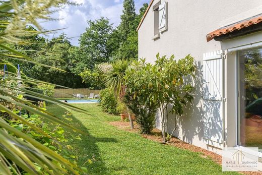 Luxus-Haus in Basse-Goulaine, Loire-Atlantique
