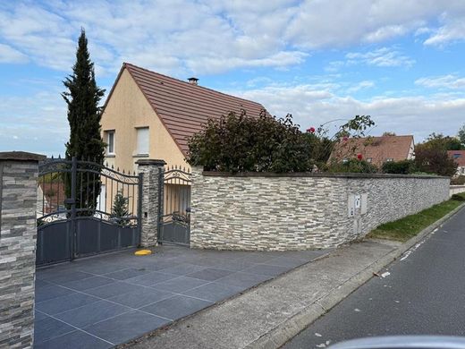 Luxury home in Breuillet, Essonne