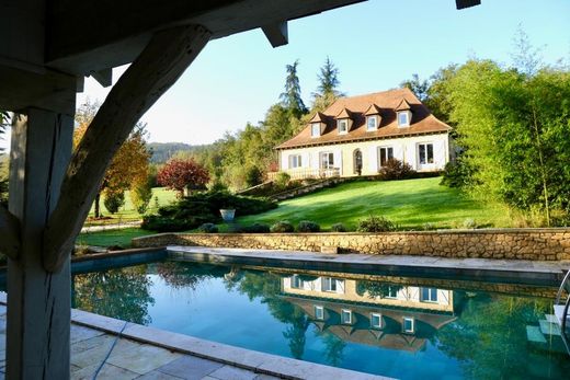 Maison de luxe à Coly, Dordogne