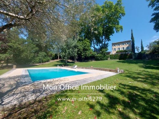 Country House in Cadenet, Vaucluse