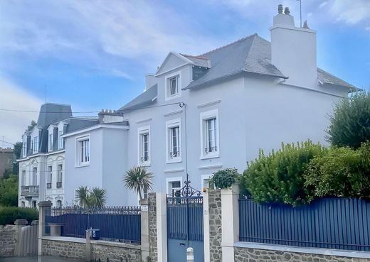 Villa in Saint-Malo, Ille-et-Vilaine