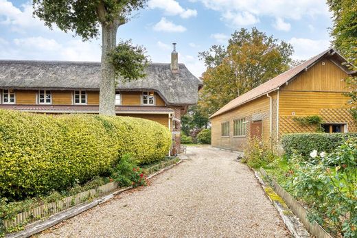 Luxury home in Étretat, Seine-Maritime
