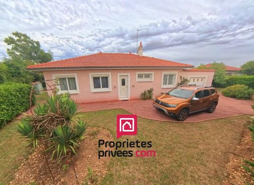 Luxury home in Meyzieu, Rhône