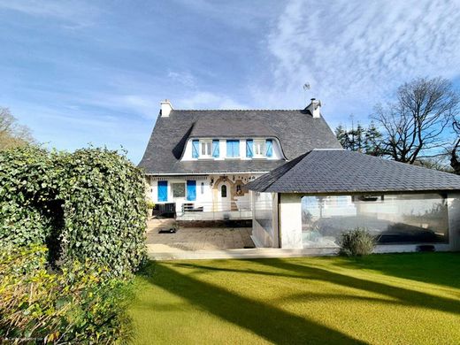 Luxury home in Plouay, Morbihan