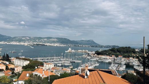 Maison de luxe à Saint-Mandrier-sur-Mer, Var