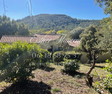 Πολυτελή κατοικία σε Saint-Jean-du-Pin, Gard