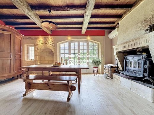 Luxury home in Galgon, Gironde
