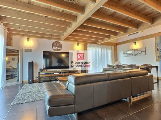 豪宅  Le Pian-Médoc, Gironde