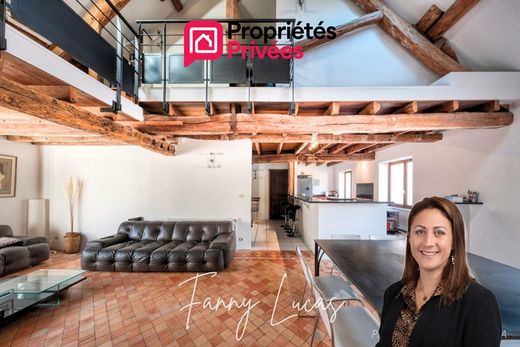 Luxury home in Orsay, Essonne