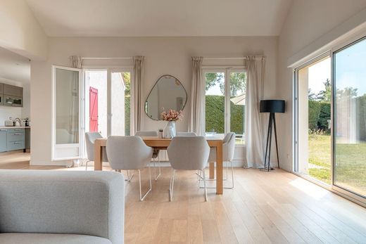 Luxe woning in Marolles-en-Brie, Val-de-Marne