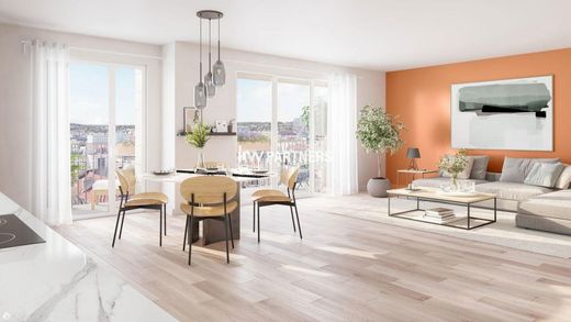 Apartment / Etagenwohnung in Boulogne-Billancourt, Hauts-de-Seine