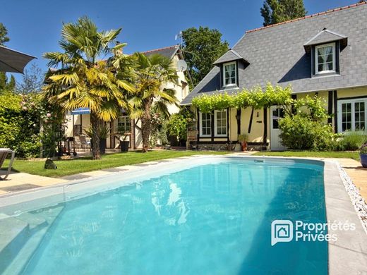 Luxury home in La Barre-en-Ouche, Eure
