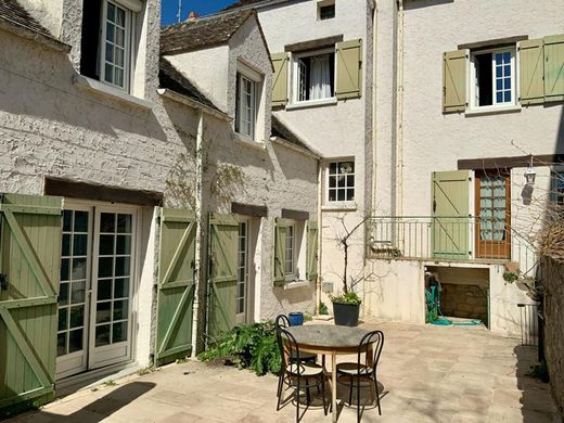 Luxury home in Samois-sur-Seine, Seine-et-Marne