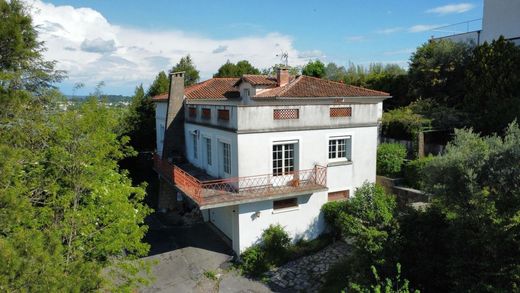 Luxe woning in Alès, Gard
