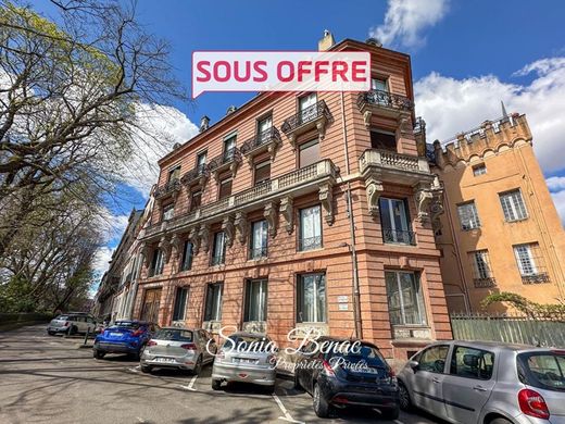 Apartment / Etagenwohnung in Toulouse, Haute-Garonne