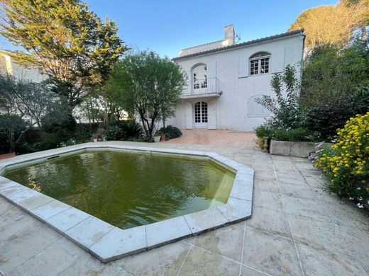 Элитный дом, Сет, Hérault