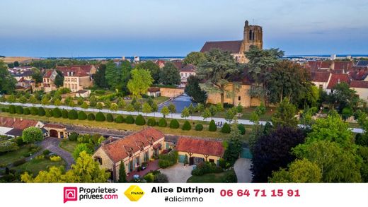 Luxury home in Sézanne, Marne