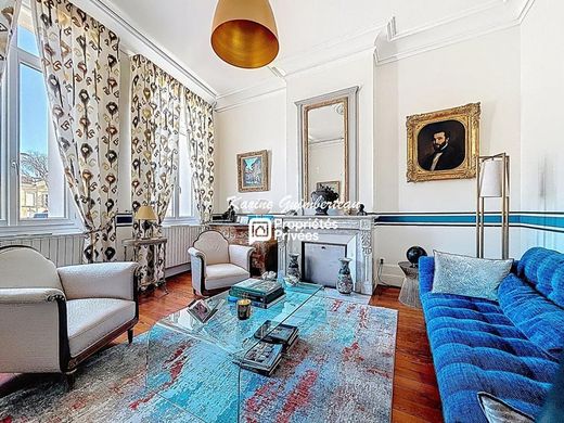 Luxury home in Libourne, Gironde