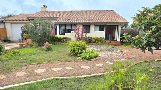 Luxury home in Andernos-les-Bains, Gironde