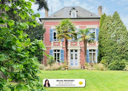 Villa in Saint-Nom-la-Bretêche, Yvelines