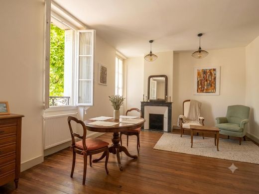 Luxury home in Bordeaux, Gironde