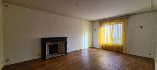 Luxe woning in La Chapelle-Heulin, Loire-Atlantique