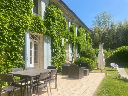 Вилла, Civrac-de-Blaye, Gironde