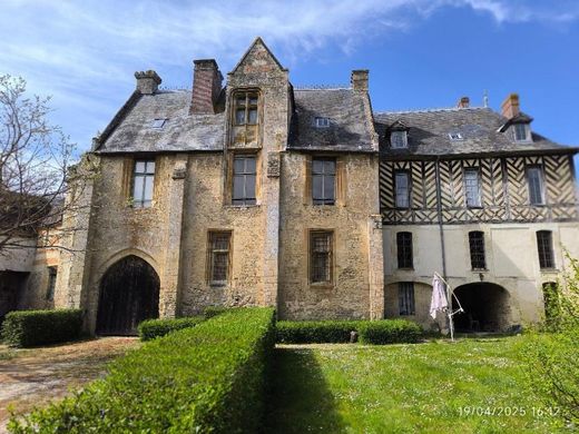 Castle in La Houblonnière, Calvados