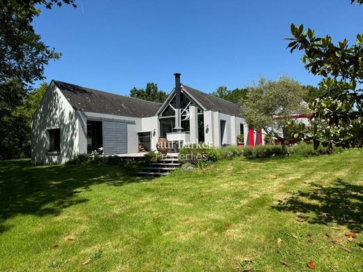 Villa in Le Tour-du-Parc, Morbihan